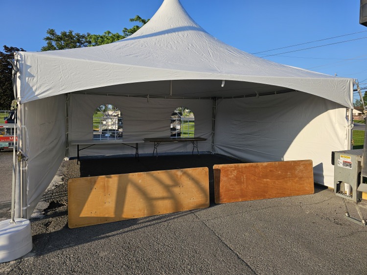20x20 High Peak tent